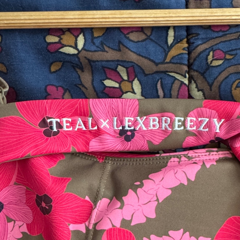 Active by Teal x LexBreezy Collab - Picture 2 of 5